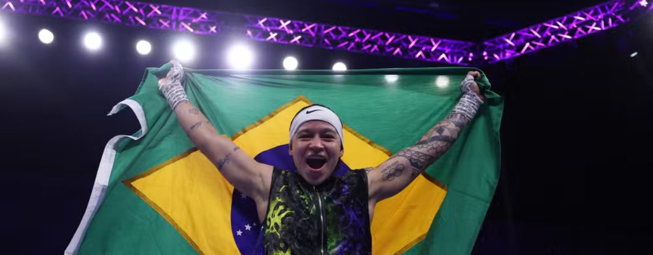 Gabriel Dias é vice-campeão mundial juvenil de boxe