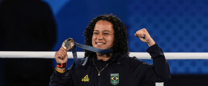 Gabriel Dias é vice-campeão mundial juvenil de boxe